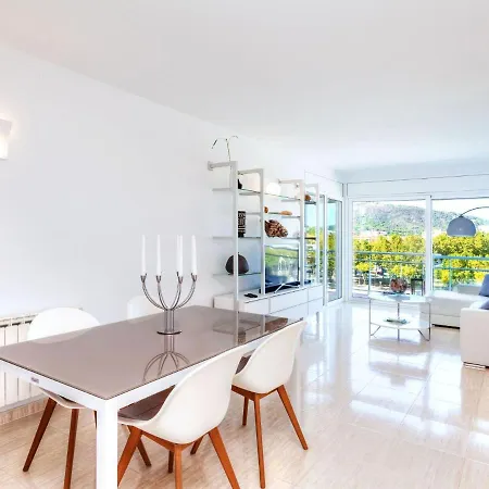 Punta Prima Apartment *